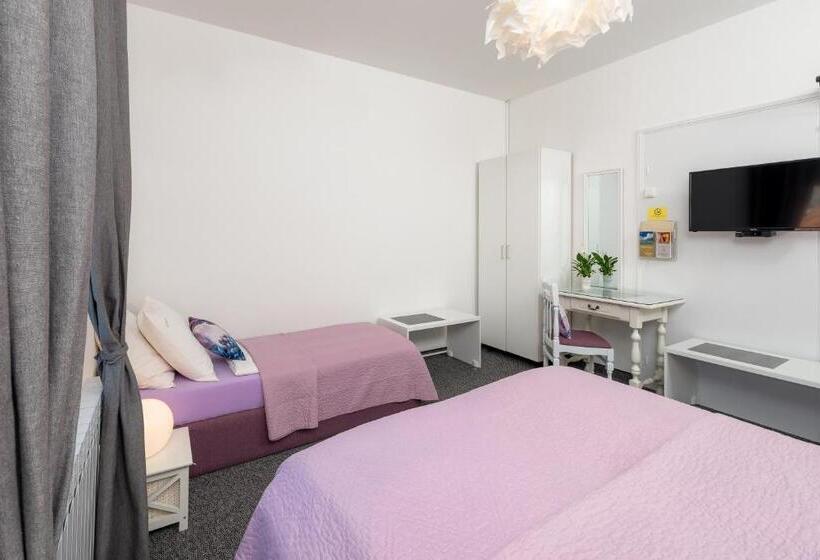 管理人员工作室, Anastasia Suites Zagreb