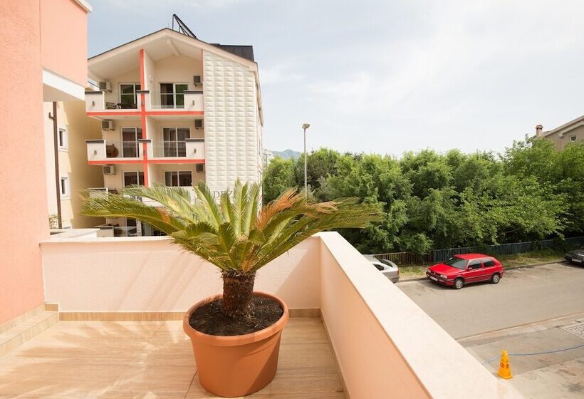 آپارتمان راحتی 1 خوابه, Apartments Sofija