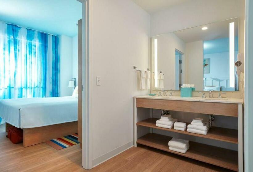 جناح غرفتين نوم, Universal's Endless Summer Resort - Surfside Inn and Suites