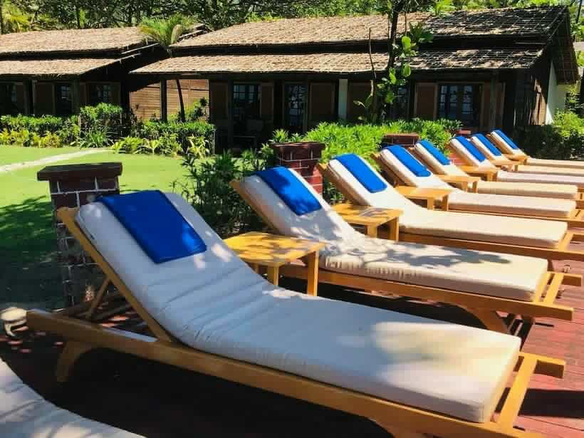 بانگلوی لوکس, The Palm Beach Resort
