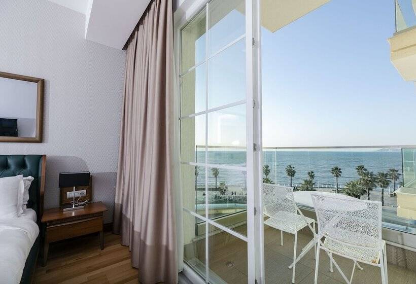Номер Deluxe Вид на Море с Балконом, Prestige Resort