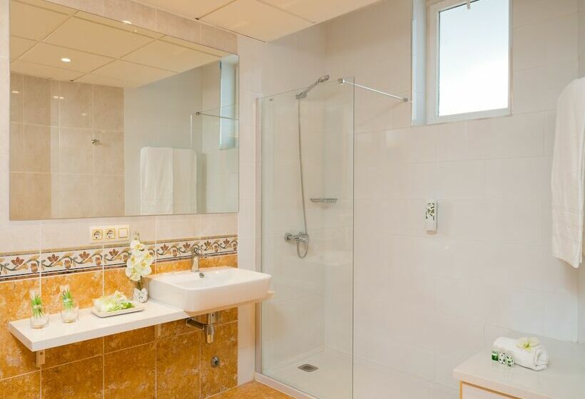 Люкс Вид Гольф, Gara Suites Golf & Spa