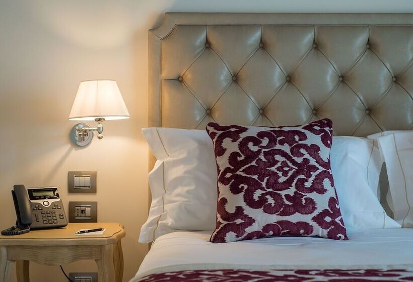 Полулюкс, Borgo La Chiaracia Resort & Spa