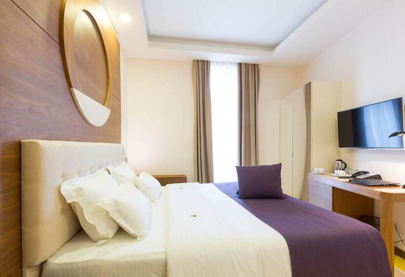 اتاق لوکس, City Savoy