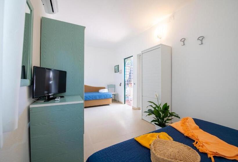 Номер Стандарт Трехместный, Albergo Villa A Mare