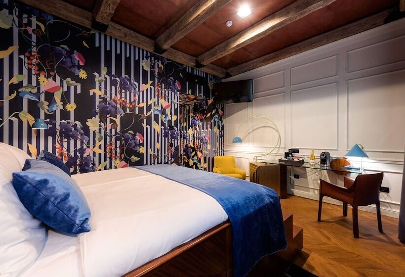 디럭스 룸, Winery & Design Hotel Roxanich