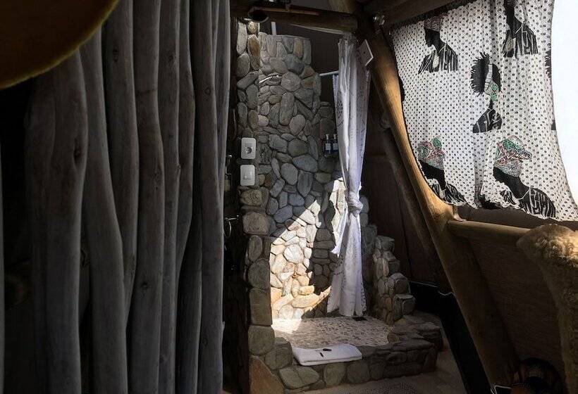 Standard Tent, Farr Out Guesthouse