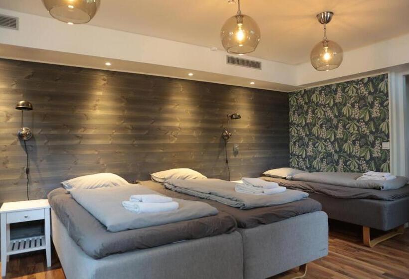 家庭间, Lapland Lodge