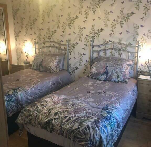 디럭스 룸, Acer Guest House