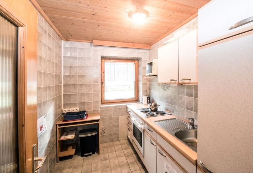 Номер Стандарт, Pension Grafengut