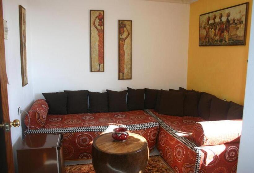 ファミリールーム, Hostal El Asturiano