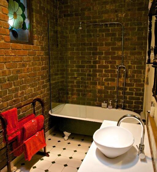 스위트, Holly Lane Mews