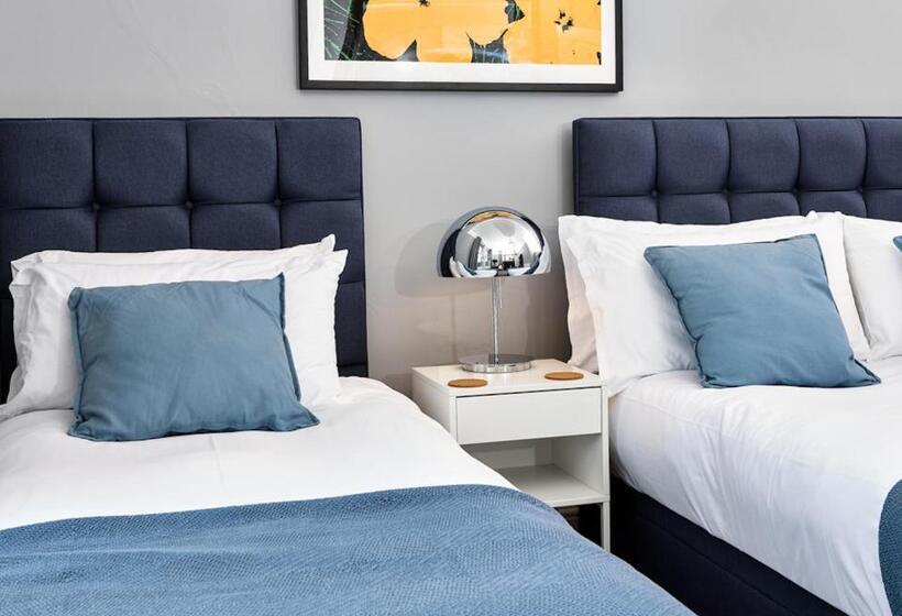 Номер Стандарт, Townhouse Exeter