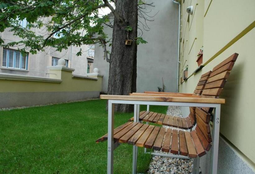 Апартаменты 1 Спальня, Stm3 Apartman
