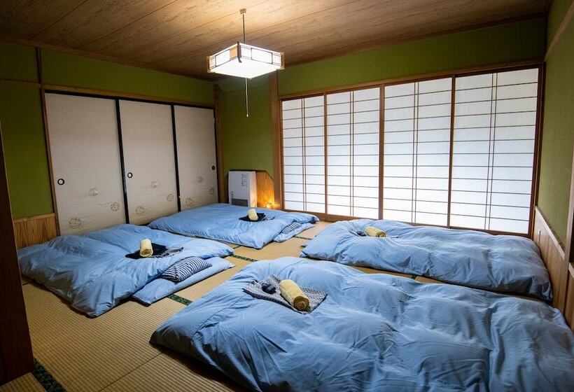 Четырехместный Номер Стандарт, Toemu Nozawa Lodge