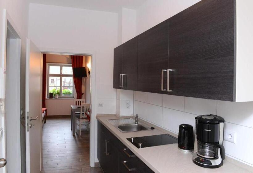 آپارتمان 1 خوابه, Pension Typisch Naumburg