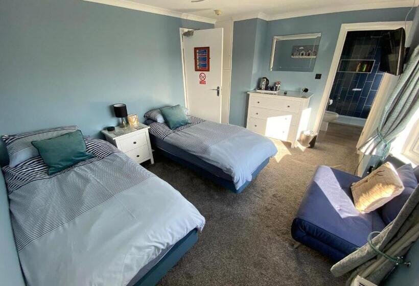 Номер Стандарт, Waterside Guesthouse