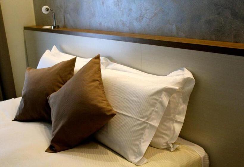 Стандартный Номер Кровать Кинг, Bhl Boutique Rooms Legnano