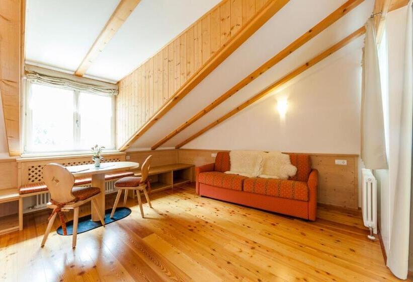 Люкс 2 Спальни, Berggasthof Locanda Alpina Dorfner