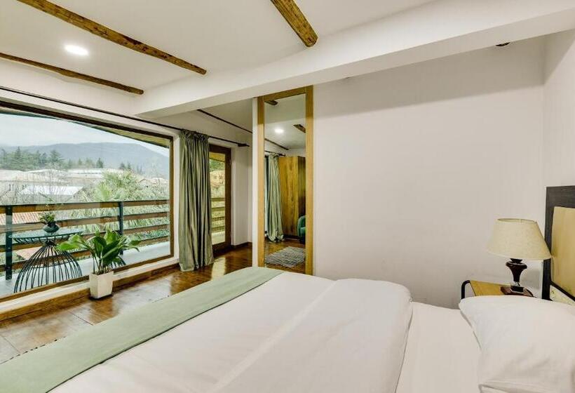 Deluxe Room Mountain View, Isev Kvareli