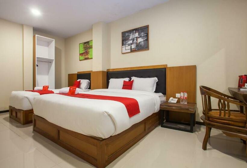 سوییت, Reddoorz Premium @ Jalan Cengkeh Malang