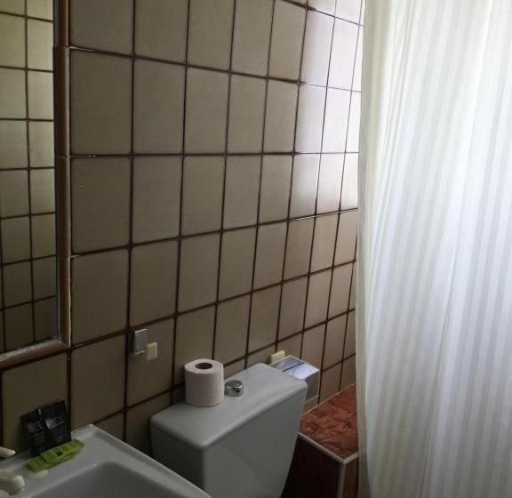 اتاق استاندارد یک نفره, Hostal Alcobia