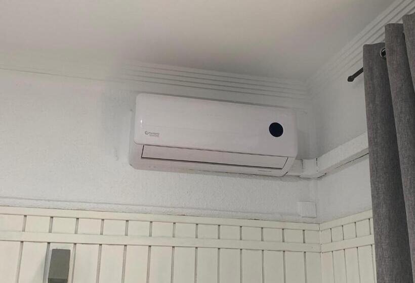 اتاق استاندارد سه نفره, Hostal Alcobia