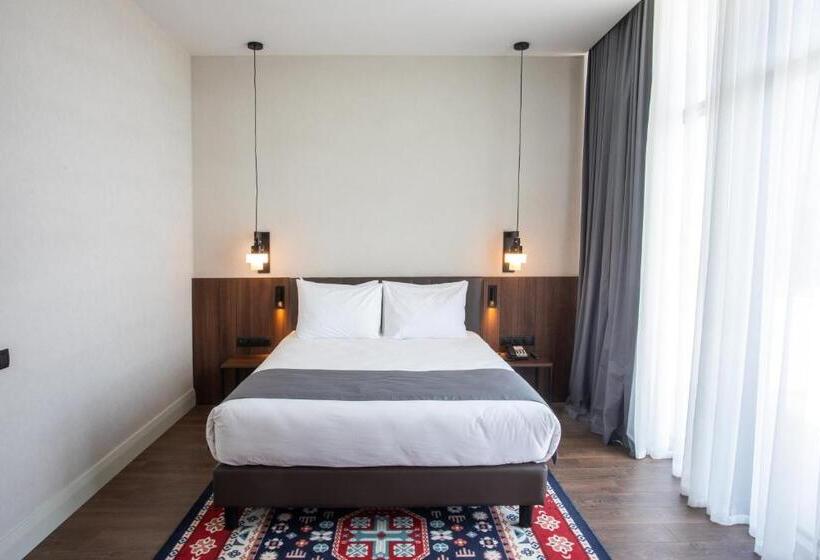 Premium Room City View, Holiday Inn Telavi, An Ihg