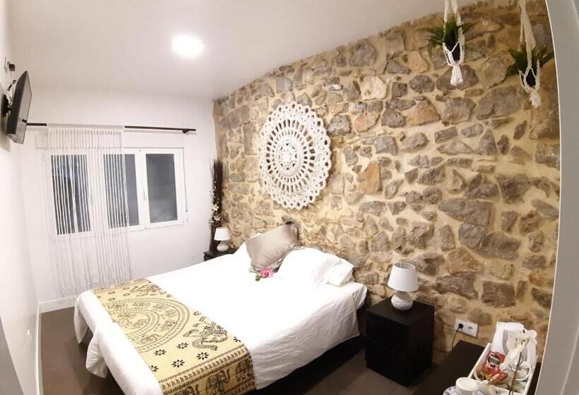 经济房, Ananda Beach Rooms