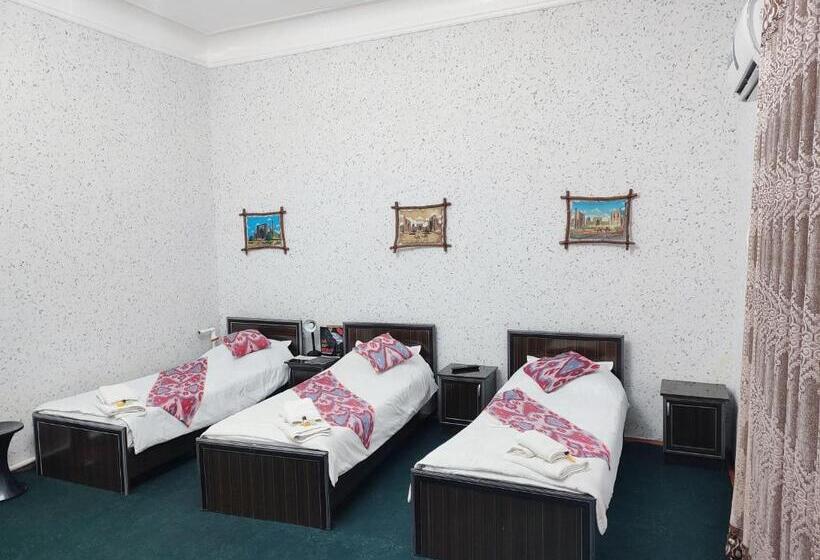 스탠다드 트리플 룸, World Guest House