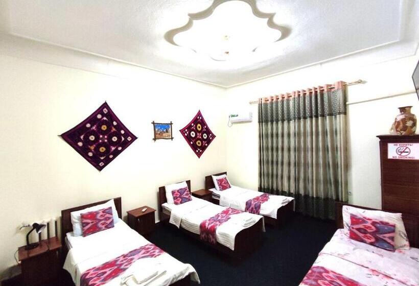 4인용 수피리어 룸, World Guest House