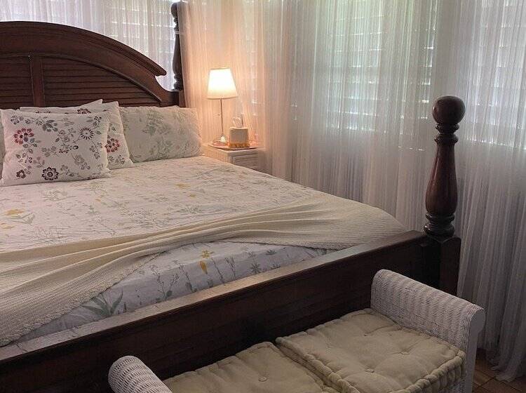 Номер Deluxe, Campito Loving