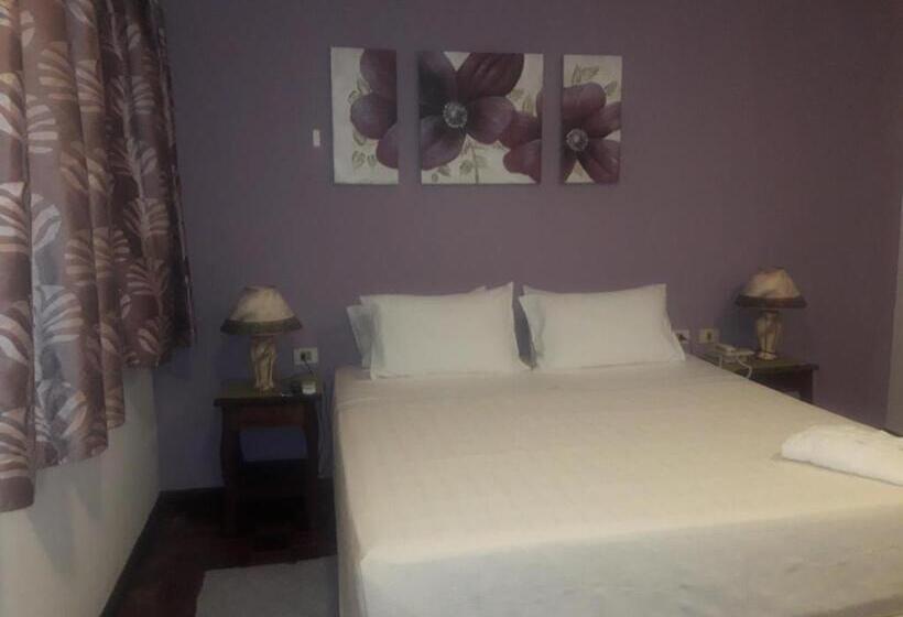 اتاق استاندارد سه نفره, Casa Jardin