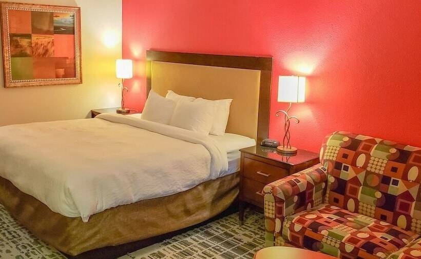 Номер Стандарт, American Inn And Suites Ferndale