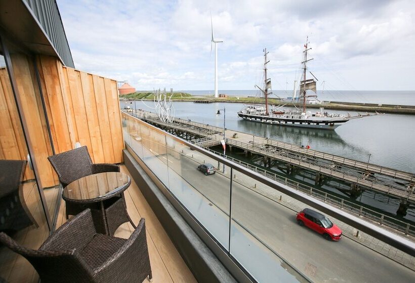 Номер Стандарт с Балконом, The Commissioners Quay Inn   The Inn Collection Group