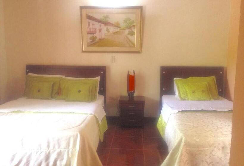 Трехместный Номер Комфорт, Hosteria Campestre San Fermin