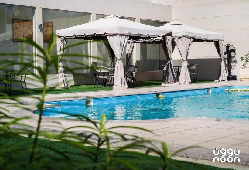 Студия Deluxe, Noon Hotel Suites