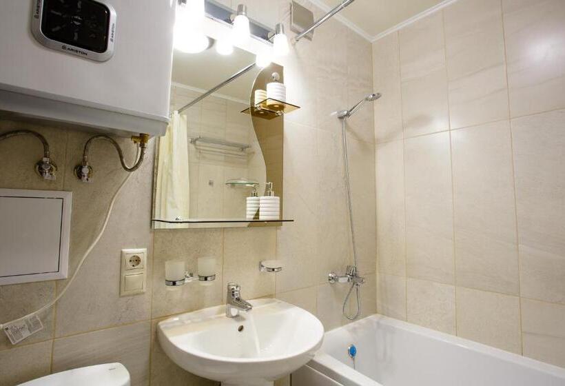 استودیوی استاندارد, Apart Hotel Vegus