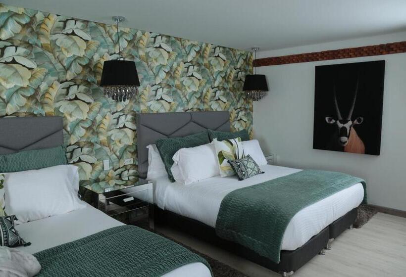 سوییت دوبلکس, Boutique Guatika
