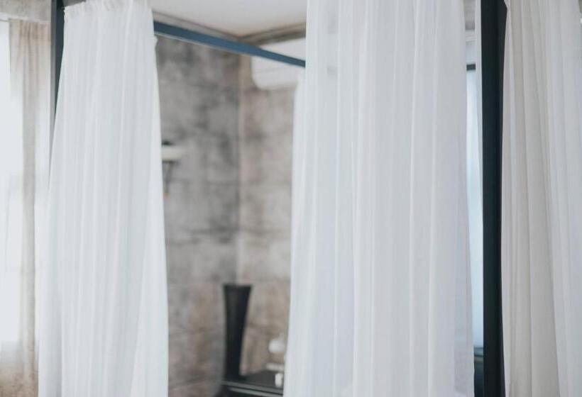 اتاق استاندارد چهار تخته, Motel Vila Bakarni