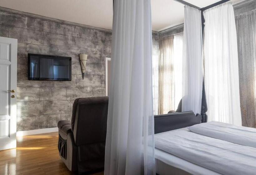 اتاق استاندارد چهار تخته, Motel Vila Bakarni