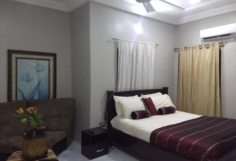 اتاق سوپریور, The Winford Boutique Hotel Achimota