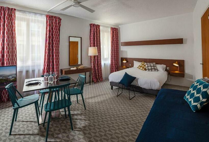 استودیوی استاندارد, Residence Le Beau Rivage