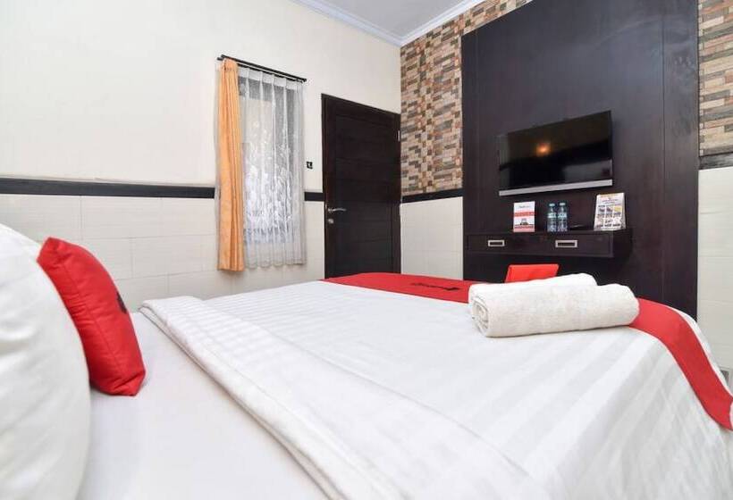 Номер Стандарт, Reddoorz @ Imam Bonjol Kuta