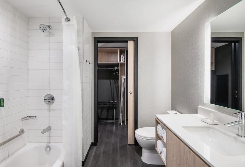 带双人床的标准工作室, Residence Inn By Marriott Calgary Downtown/beltline District
