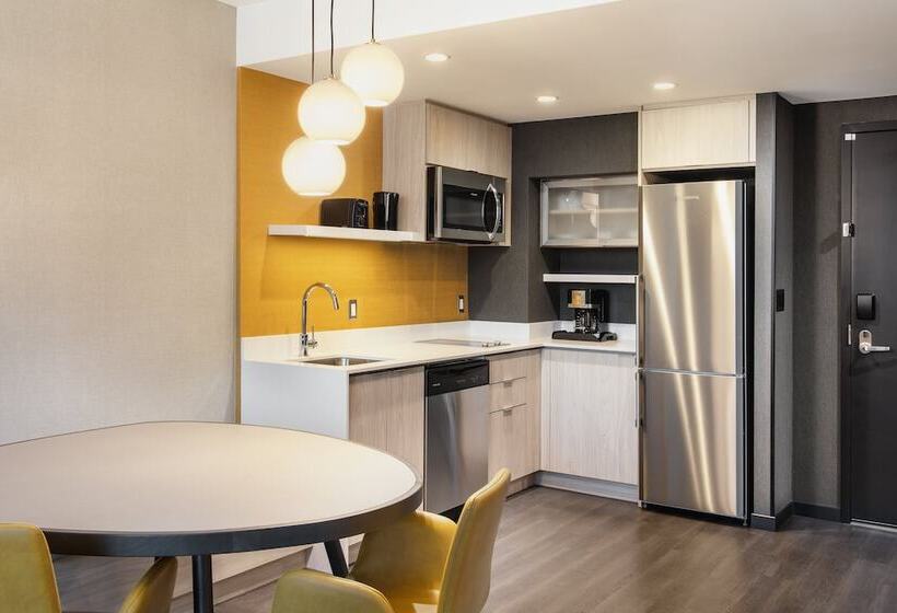 带双人床的标准工作室, Residence Inn By Marriott Calgary Downtown/beltline District