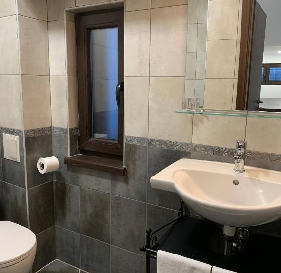 غرفة إقتصادية, Arte Hotel Rooms & Apartments