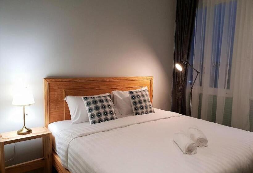 스탠다드 룸 킹사이즈 침대, Latima Boutique Hostel
