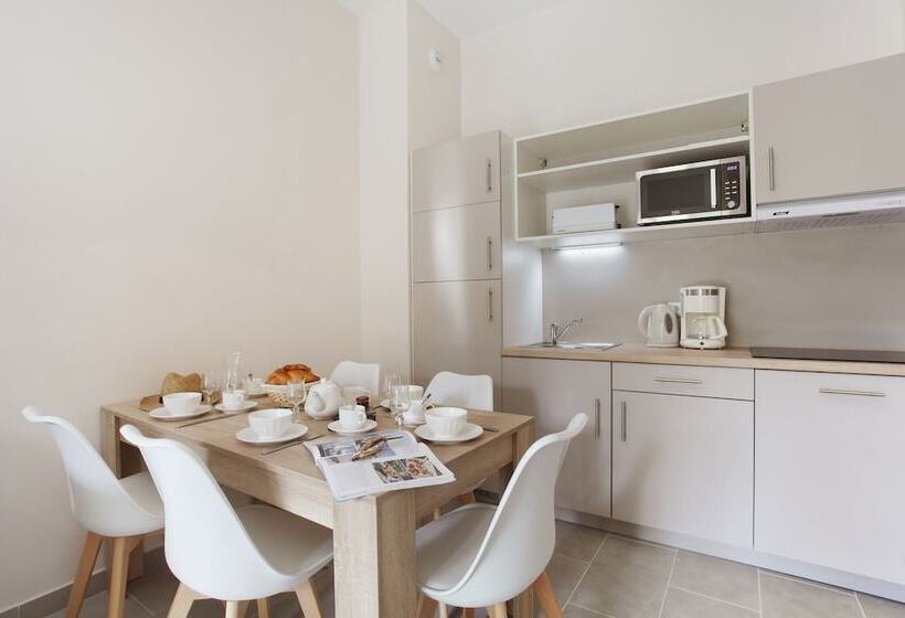 Апартаменты 1 Спальня, Résidence Prestige Odalys Les Canissons