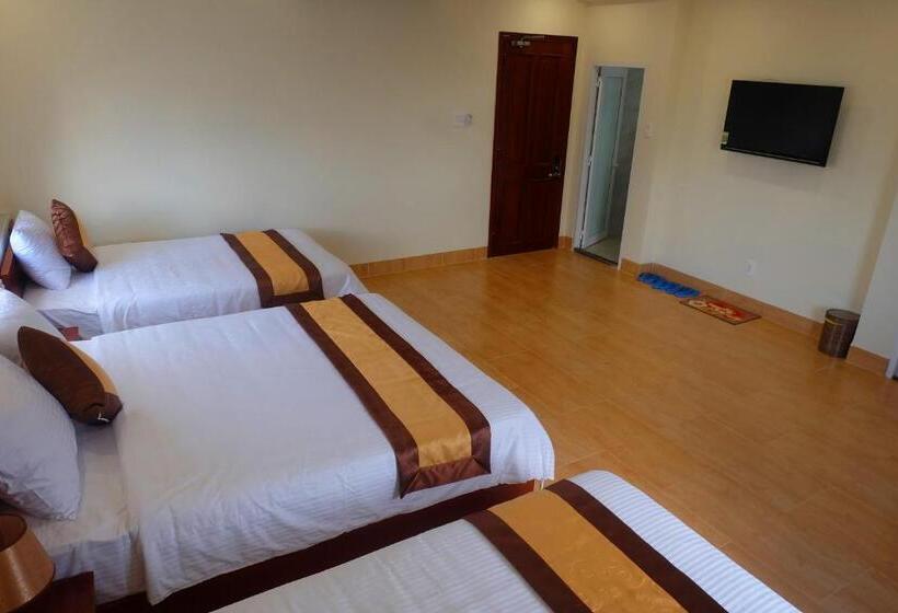 اتاق خانوادگی, Green Hotel Quy Nhơn